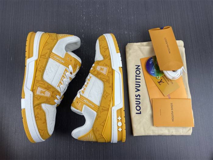 LOUI VUITTO SNEAKER