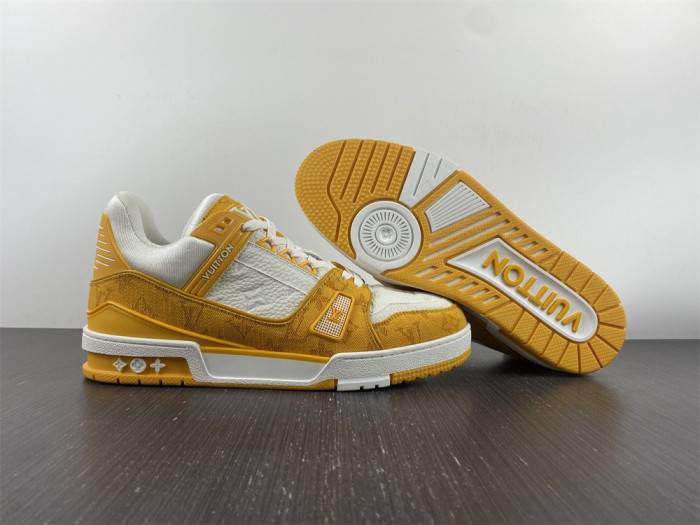LOUI VUITTO SNEAKER