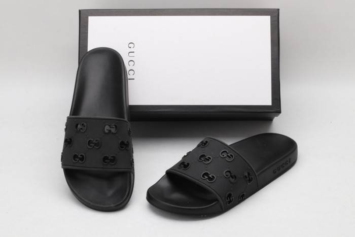 GUCC SLIPPERS