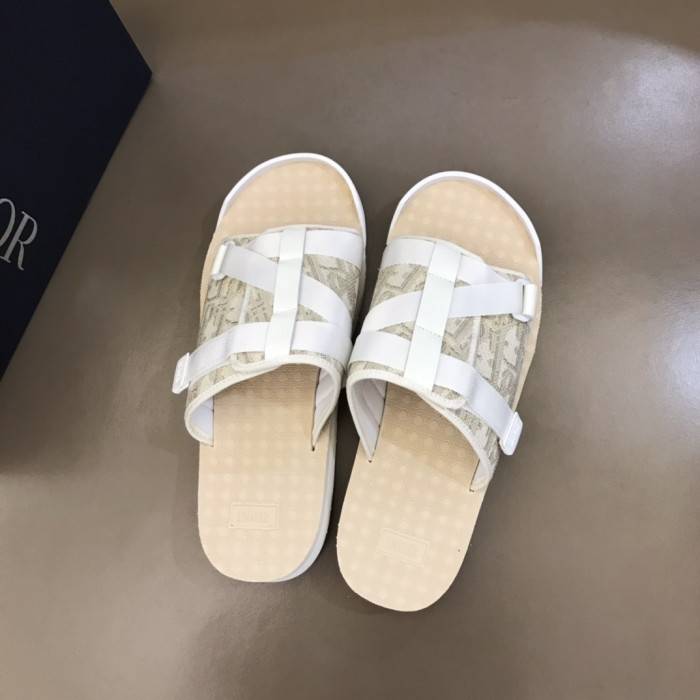 D10R SANDALS