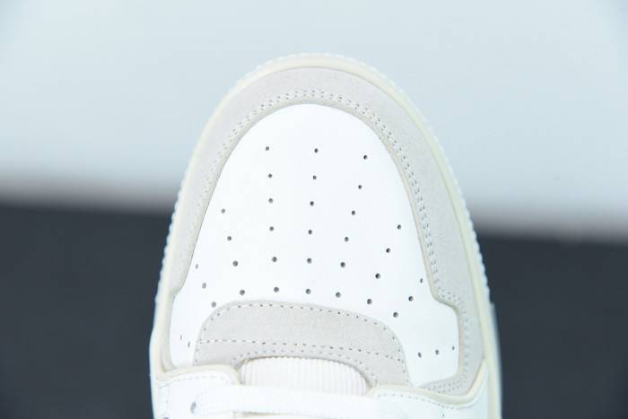 LOUI VUITTO SNEAKER