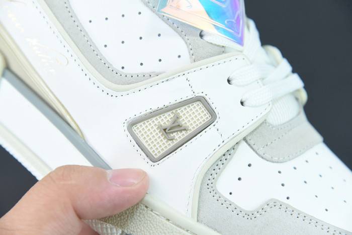 LOUI VUITTO SNEAKER