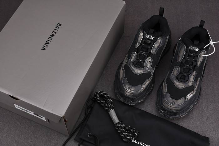 BLCG Sneaker Triple.s.