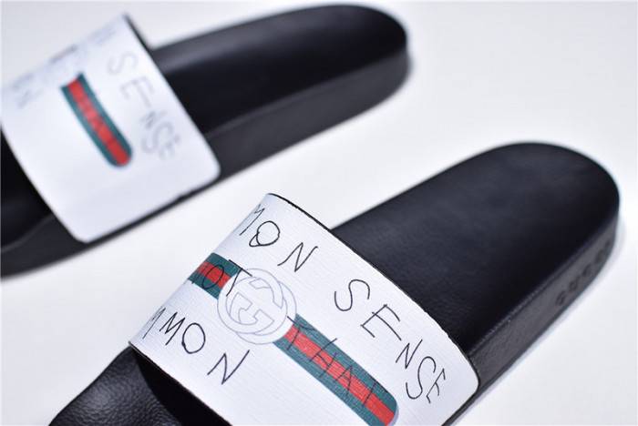 GUCC SLIPPERS