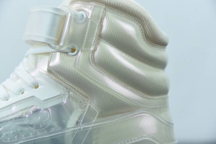 LOUI VUITTO SNEAKER