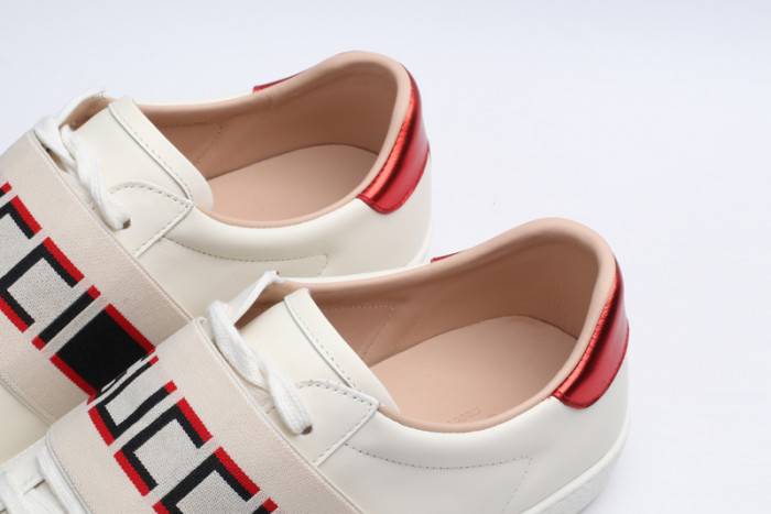 GUCC Ace Embroidered Low-Top Sneaker