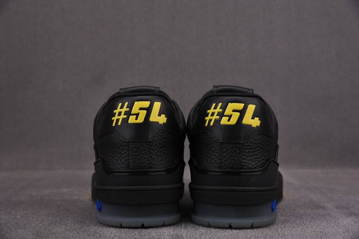 LOUI VUITTO SNEAKER