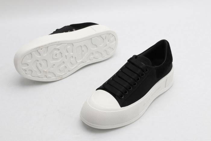 MQ Sneakers