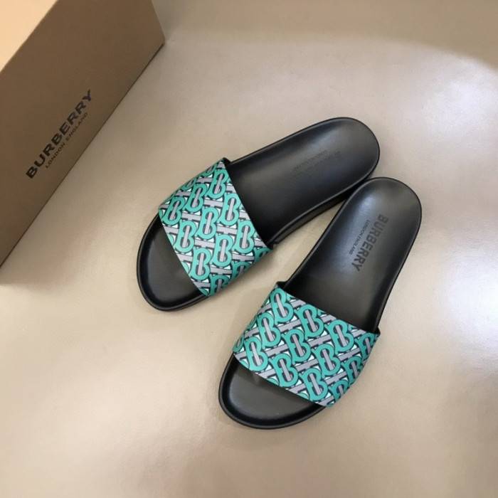 BUR_BERRY SLIPPERS