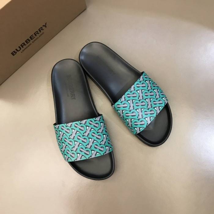 BUR_BERRY SLIPPERS