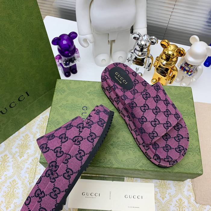 GUCC SLIPPERS
