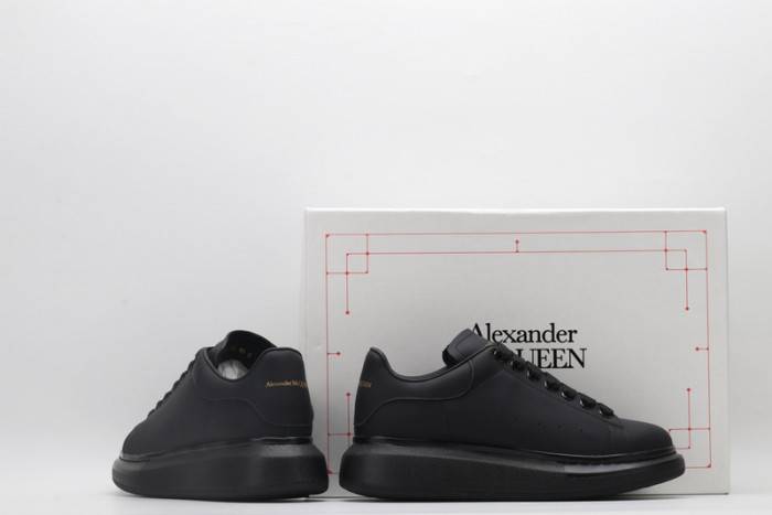 MQ Sneakers