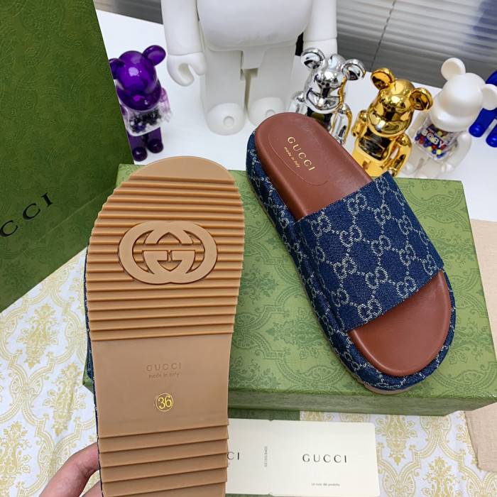 GUCC SLIPPERS