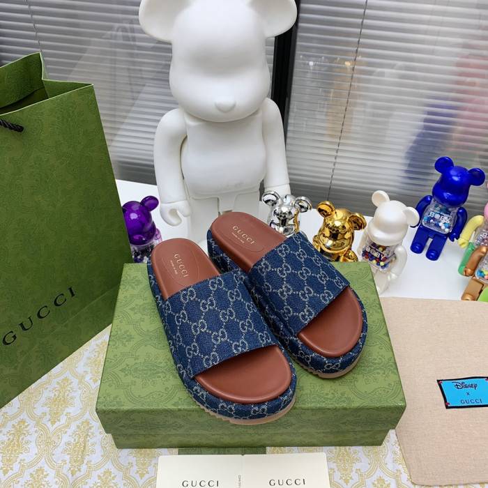 GUCC SLIPPERS