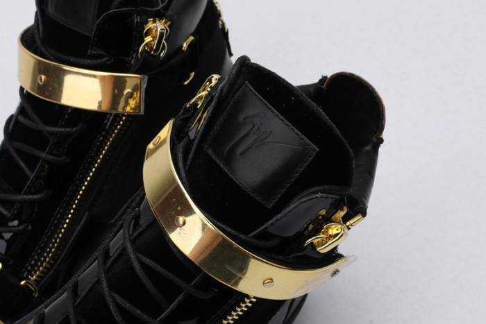 GZ SNEAKER