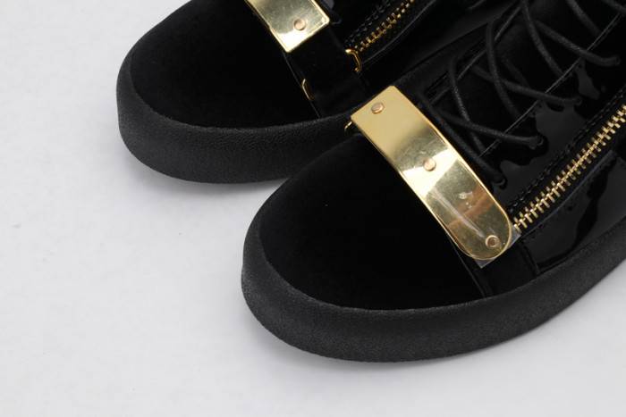 GZ SNEAKER