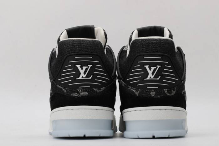 Loui Vuitto SNEAKER