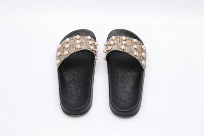 GUCC SLIPPERS