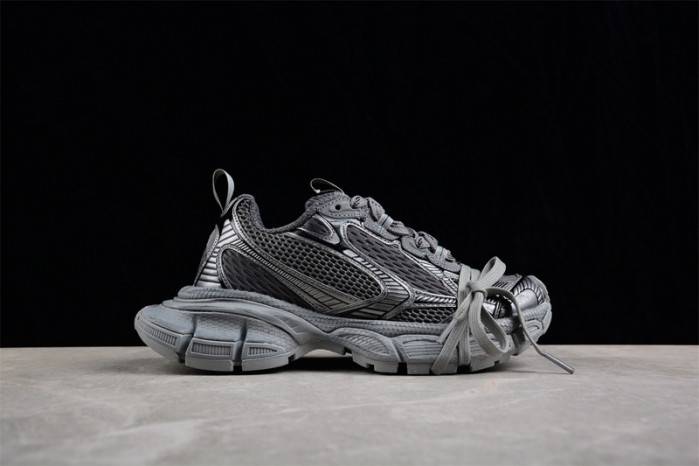 Ba*len*cia*ga phantom sneaker w2xl10108