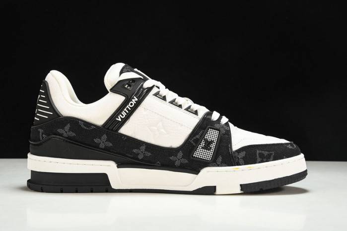 LOUI VUITTO SNEAKER