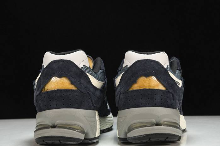 NEW BALANCE Q26 New Balance M2002RDF