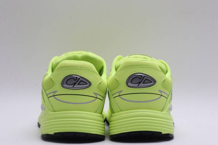 D10R B30 SNEAKER