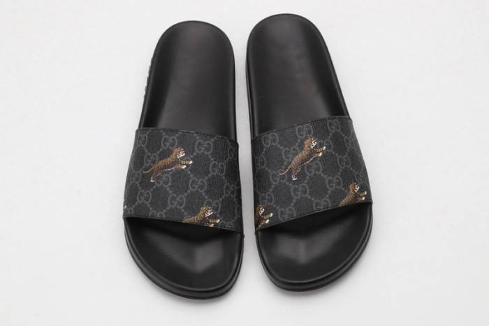 GUCC SLIPPERS