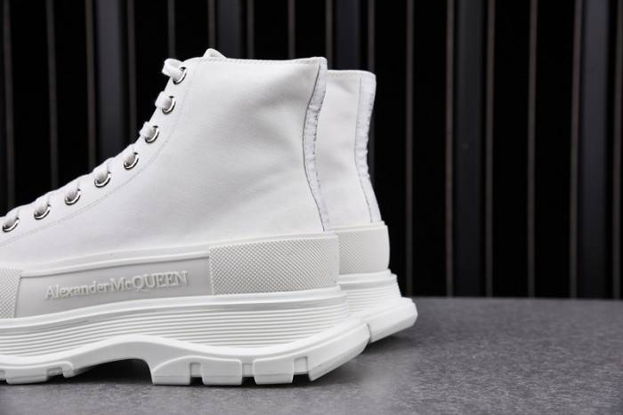 MQ Sneakers