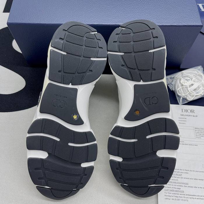 D10R B22 TRAINER SNEAKER