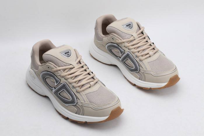 D10R B30 SNEAKER