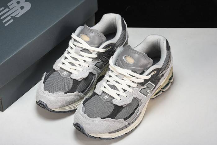 NEW BALANCE Q32 New Balance WL2002