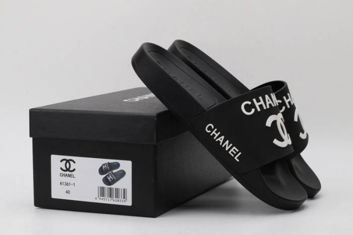 Chane SLIPPERS
