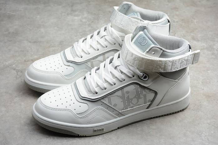 D10R B27 High Top Sneaker