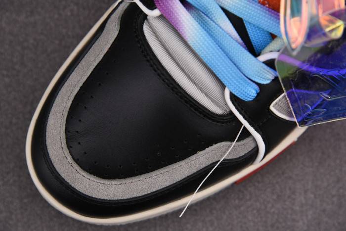 LOUI VUITTO SNEAKER