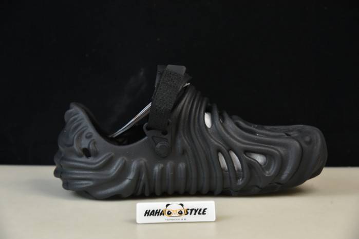 Cr*0*s pollex clog by salehe bembury black 207393-123