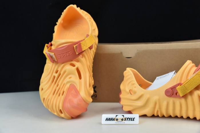 Cr*0*s pollex clog by salehe bembury yellow 207393-837