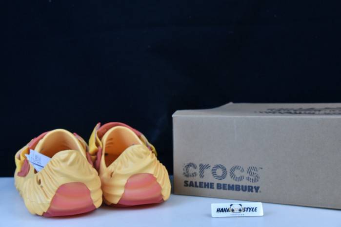 Cr*0*s pollex clog by salehe bembury yellow 207393-837