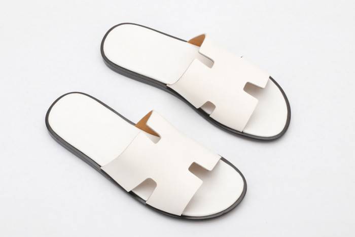 HERM*S SLIPPERS