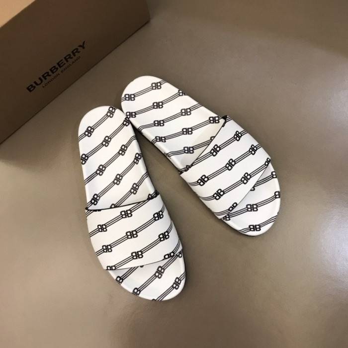 BUR_BERRY SLIPPERS