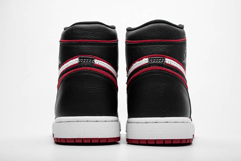 Air Jordan 1 Retro High OG  Meant To Fly