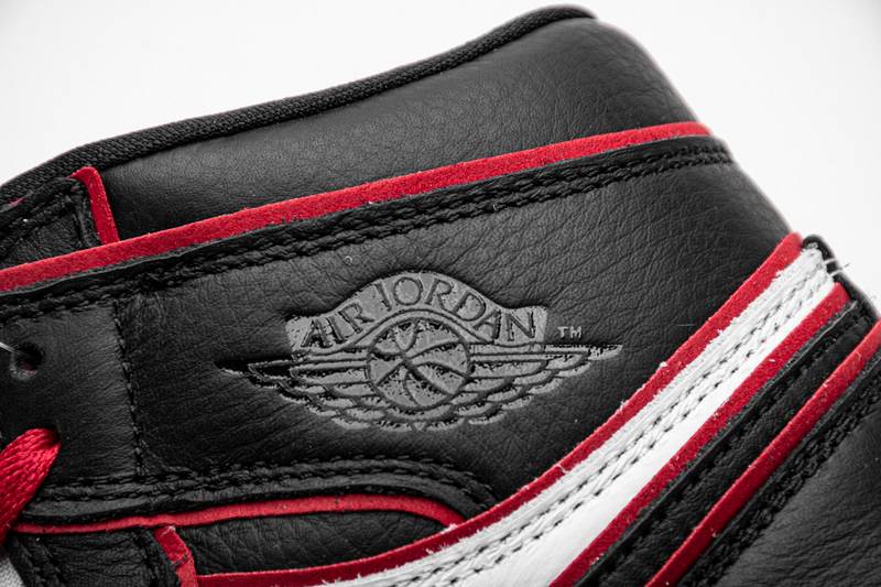 Air Jordan 1 Retro High OG  Meant To Fly