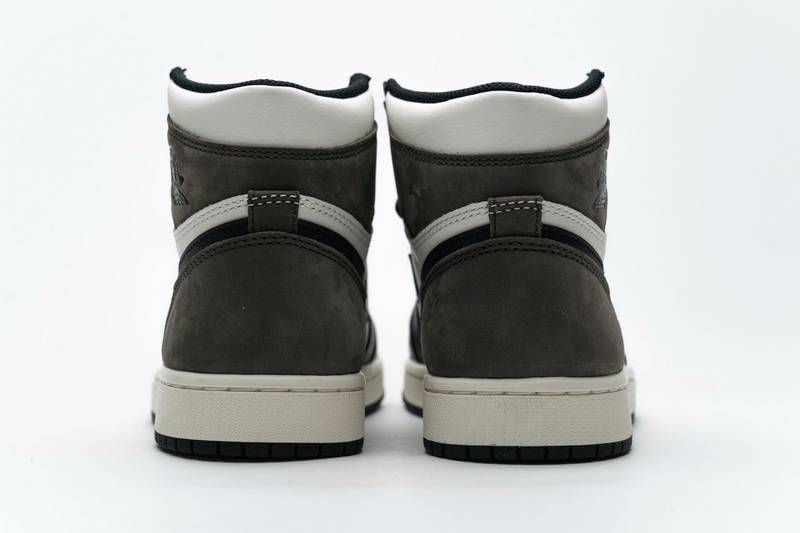 Air Jordan 1 Retro High OG Dark Mocha