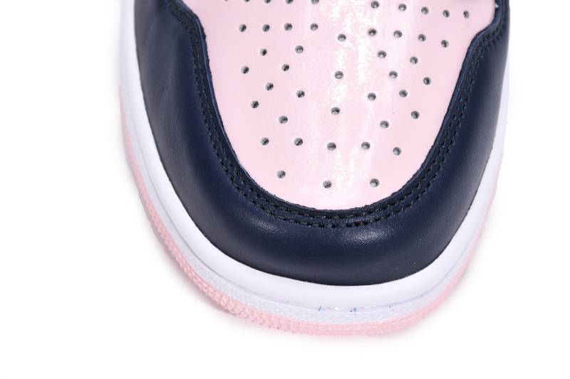 Air Jordan 1 High OG Atmosphere