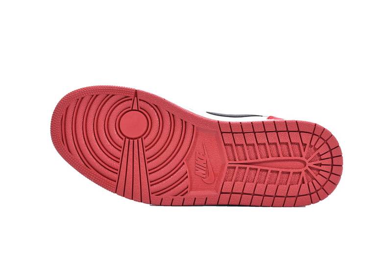 Air Jordan 1 Low Bred Toe