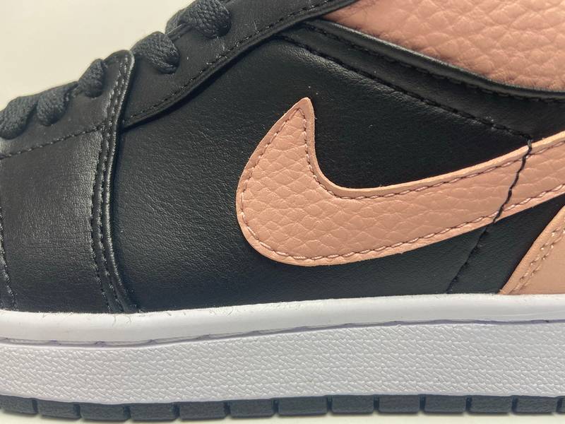 Air Jordan 1 Low Crimson Tint