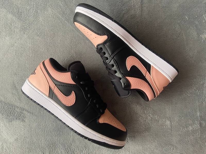 Air Jordan 1 Low Crimson Tint