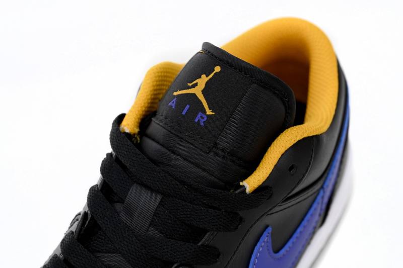 Air Jordan 1 Low Dark Concord