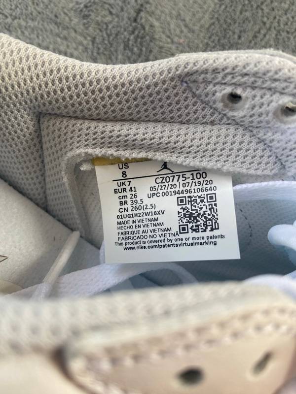 Air Jordan 1 Low OG Neutral Grey