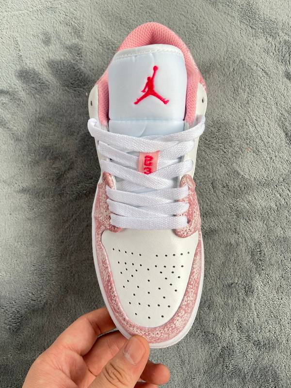 Air Jordan 1 Low Paint Drip