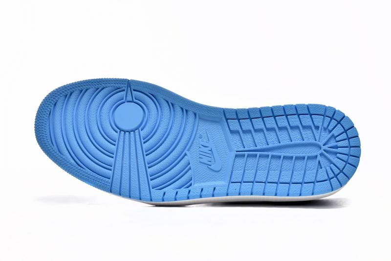 Air Jordan 1 Low SB UNC
